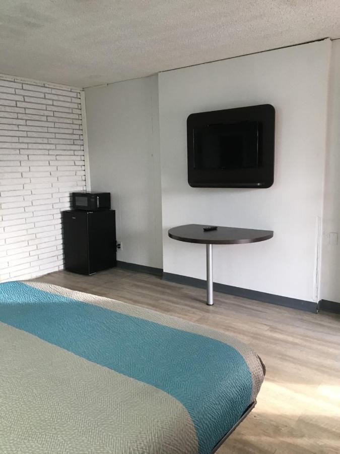 Sands Motel